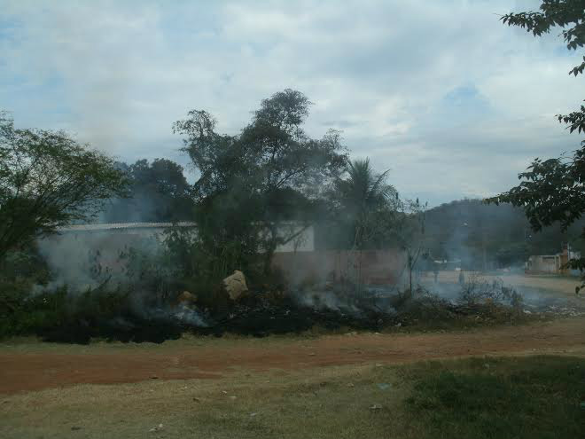 PMA autua jovem de 18 anos por realizar incêndio em terreno
