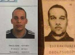 Atentado em Paris: um dos suspeitos entrega-se à polícia