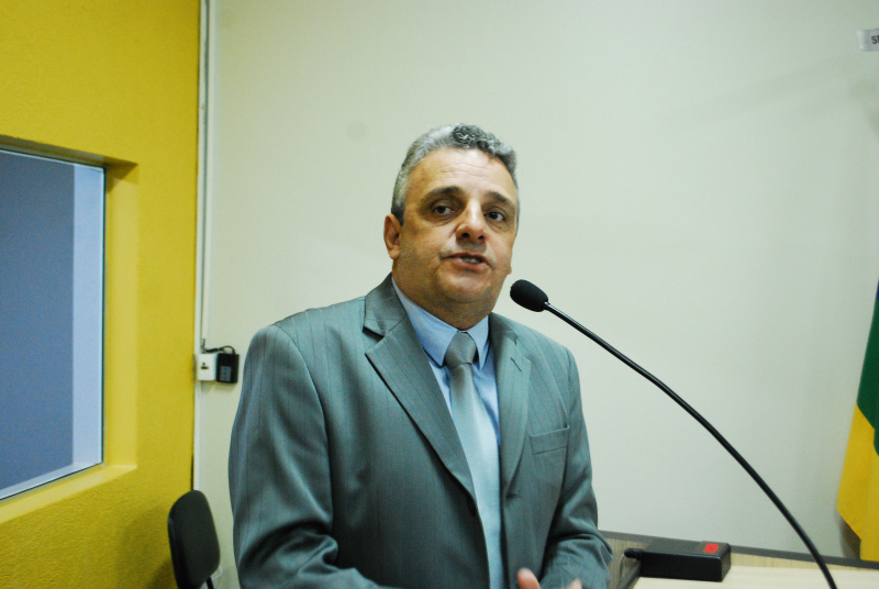 Protético solicita placar para o Estádio Ernesto Landolfi