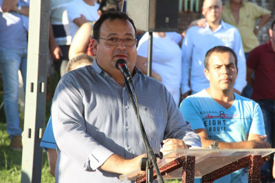 Amambai inicia obras de pavimentação e drenagem em duas vilas da cidade Prefeito de Amambai, Dr. Bandeira, durante solenidade de lançamento das obras / Foto Assessoria