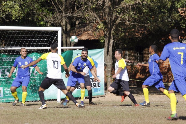 São Gabriel (azul) enfrenta Chapadão do Sul (foto Edson Ribeiro)