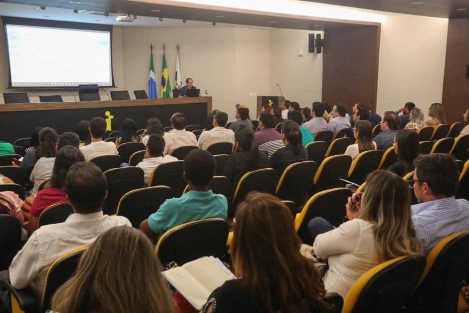 Cerca de 80 servidores designados pelas prefeituras passaram por treinamento