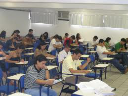 Estudantes receberão este mês bolsas de pós-graduação com valores reajustados