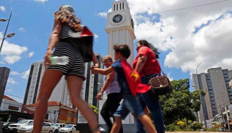 Horário de verão começa no domingo (17). (Foto: Marcos Ermínio)