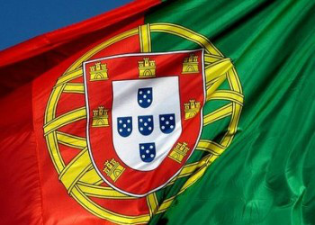 Na tentativa de conter efeitos da crise econômica, Portugal suspende feriados