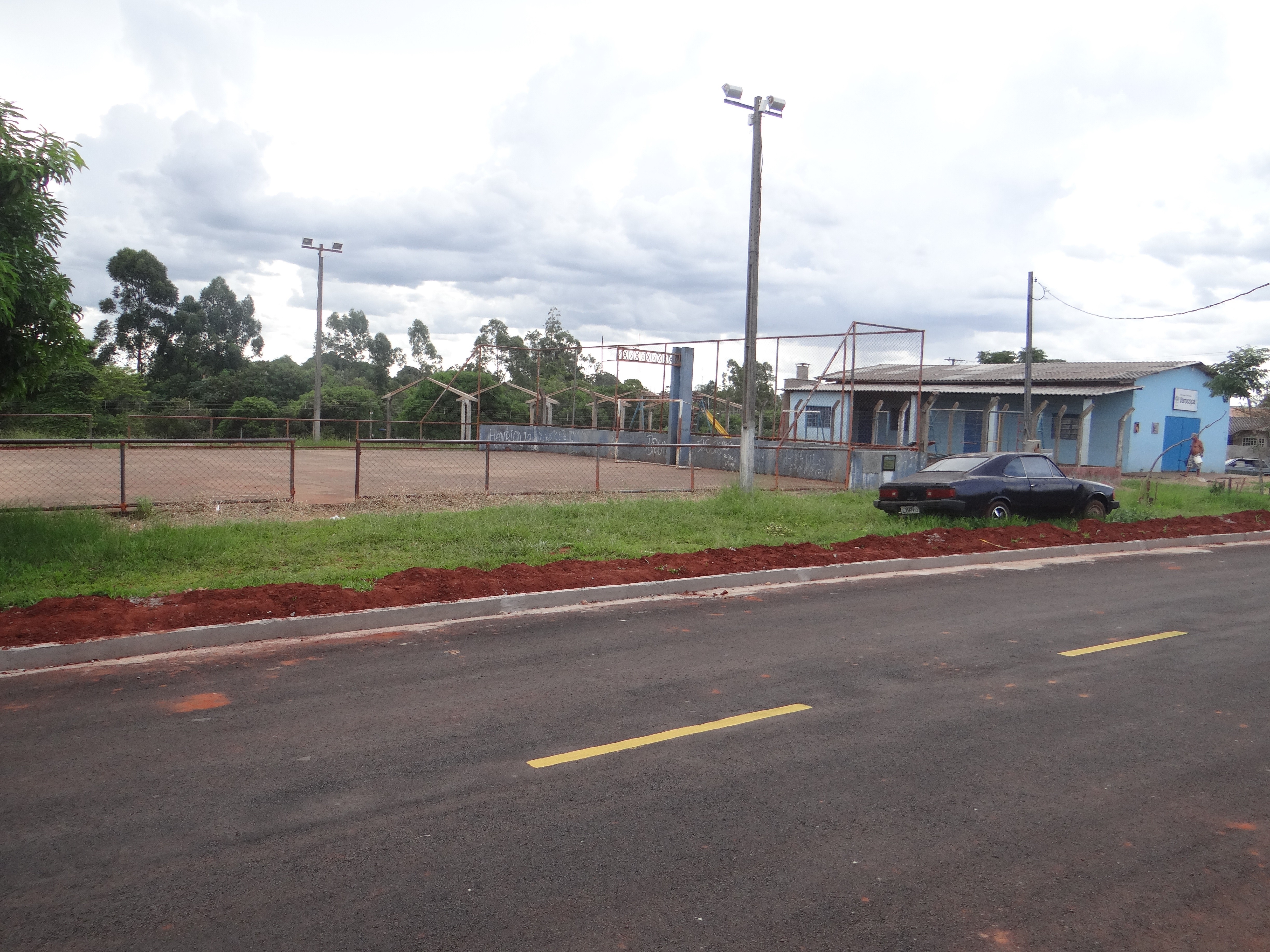 Solicitado melhorias na sede da Associação de Moradores da Varocopa Vereador Humberto atende reivindicação apresentada pela diretoria da Associação de Moradores da vila Varocopa / Foto: Moreira Produções