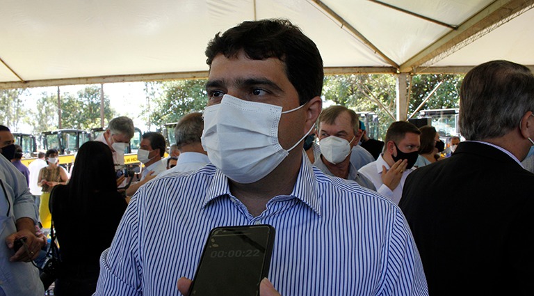 Motoniveladoras entregues pelo Estado potencializam a agricultura familiar Pref. de Nioaque e presidente da Assomasul, Valdir Couto (Foto: Chico Ribeiro)