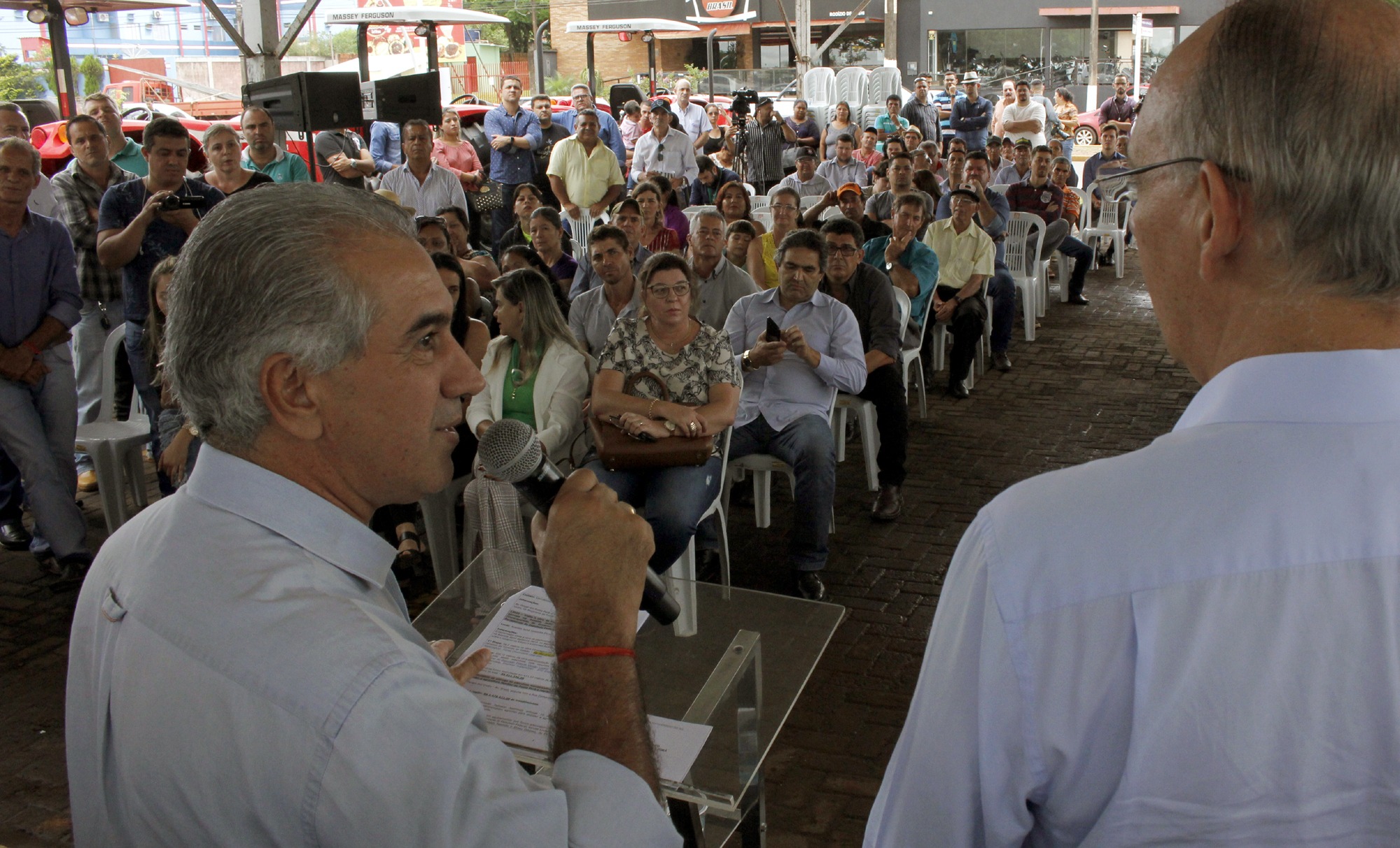 O Governador realizou as entregas na sexta-feira (15), na cidade de Ponta Porã / Foto: Assessoria 