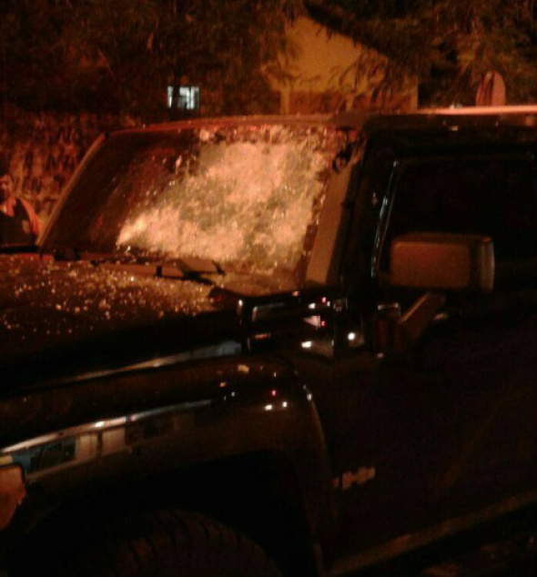 Grupo fortemente armado disparou com fuzil tipo Mag anti área, fuzil AK 47 e metralhadoras contra o veículo do empresário / Foto: Divulgação