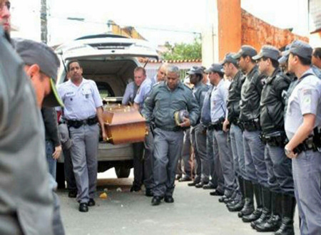 Sobe para 88 o número de policiais mortos em São Paulo