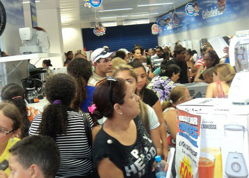Vendas no varejo brasileiro sobem 0,4% em janeiro Resultado é melhor do que o esperado e suficiente para reverter a contração vista em dezembro e que havia interrompido nove meses seguidos de expansão