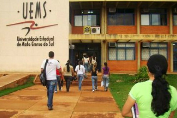 Mestrado Profissional em Letras na UEMS realiza inscrições
