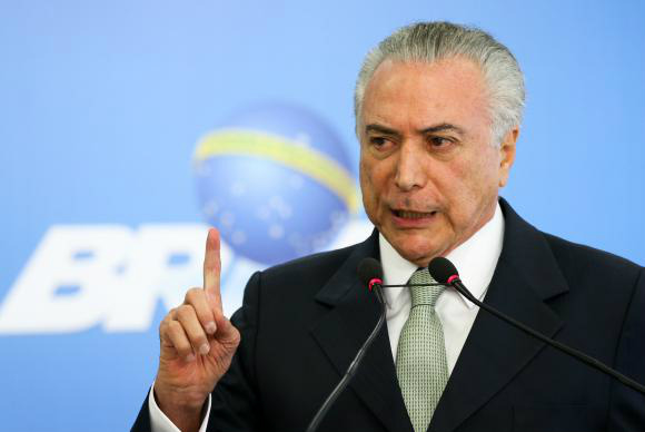 O presidente interino Michel Temer faz pronunciamento no Palácio do Planalto