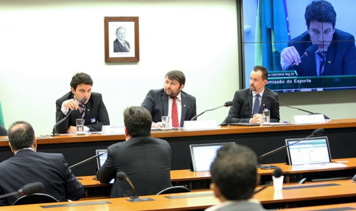 Ministério do Esporte detalha Programa Bolsa-Atleta no Congresso Nacional