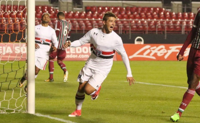 No Morumbi, São Paulo derrota o Fluminense Créditos: Afonso Pastore / São Paulo