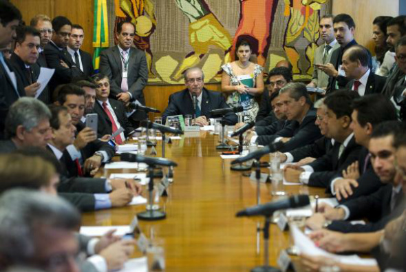 Comissão especial sobre impeachment será instalada na segunda-feira na Câmara Presidente da Câmara e líderes decidem que a comissão especial para analisar o impeachment será instalada em sessão extraordinária na segunda-feira / Foto: Marcelo Camargo