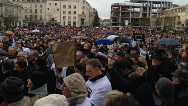 Milhares de franceses fazem manifestações em diversas cidades do país