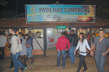 ACIA abre locação de boxes no Pavilhão Comercial da Expobai Cerca de 5.000 pessoas visitaram o Pavilhão, durante a 23ª Expobai, realizada em 2011.Foto: Moreira Produções