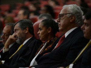 Após derrota no TSE, Marina anuncia futuro político às 15h Após derrota no TSE, Marina anuncia futuro político às 15h