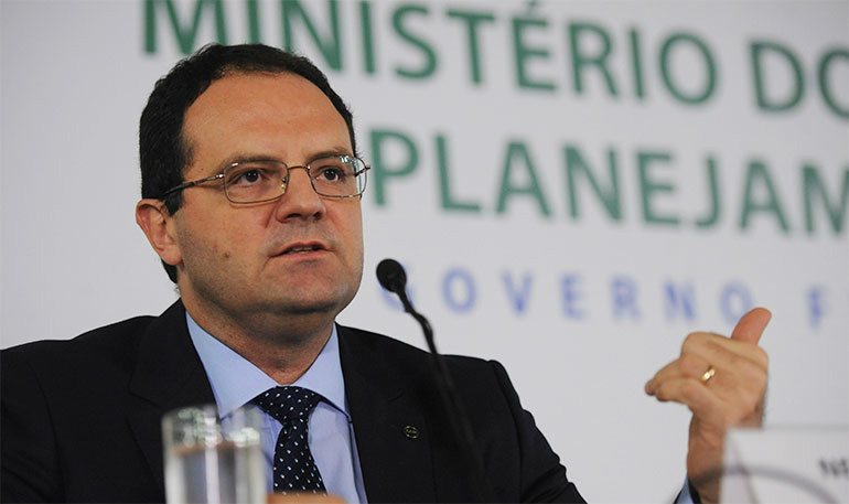 Nelson Henrique Barbosa Filho é economista e professor