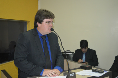 Maikel inicia mandato buscando recursos para Amambai Vereador de Amambai, Maikel Ruiz (PP) / Foto: Moreira Produções