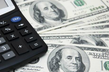 Dólar volta a cair e Ibovespa opera em queda Dólar volta a cair e Ibovespa opera em queda