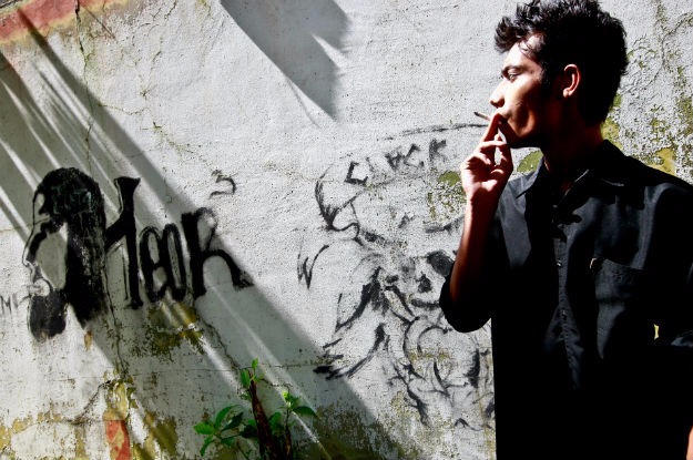 Relatório da OMS sugere aumento de políticas de controle do tabaco Países podem ajudar a evitar milhões de mortes todos os anos por causa do tabaco ou de doenças associadas ao seu uso. Foto: ONU/Martine Perret