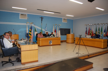 Resumo da sessão ordinária da Câmara de Vereadores de Amambaí realizada no dia 20 de setembro Vereadores de Amambai durante sessão ordinária.