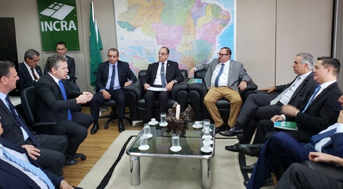 Reinaldo Azambuja reforça necessidade da regularização fundiária em MS