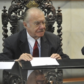 Sarney diz que CPMI do Cachoeira tem autonomia para atuar no Congresso Sarney diz que CPMI do Cachoeira tem autonomia para atuar no Congresso