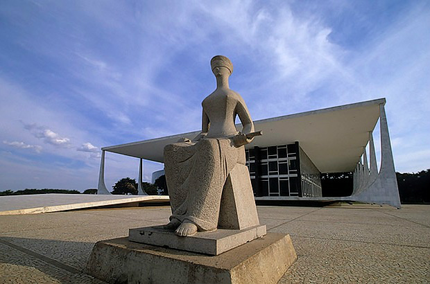 Pesquisa mostra queda da confiança no Judiciário, no governo e nos partidos Pesquisa mostra queda da confiança no Judiciário, no governo e nos partidos