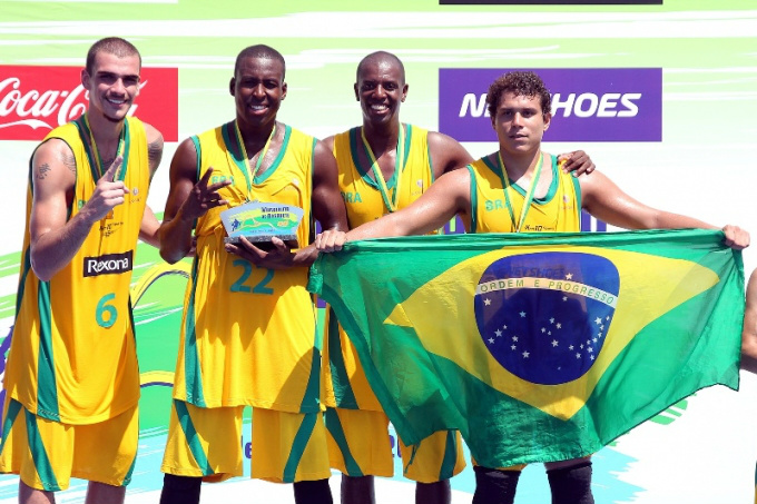 Brasil fatura título do primeiro Mundialito de Basquete 3x3 Brasil fatura título do primeiro Mundialito de Basquete 3x3