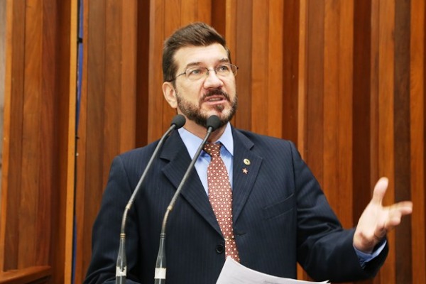 Pedro Kemp preparou moção de repúdio à desembargadora Marília de Castro Neves Vieira