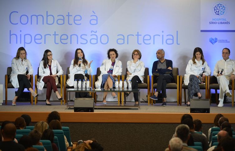 Campanha alerta sobre os riscos da pressão alta Hospital Sírio-Libanês promove debate sobre o combate à hipertensão arterial / Foto: Rovena Rosa/Agência Brasil