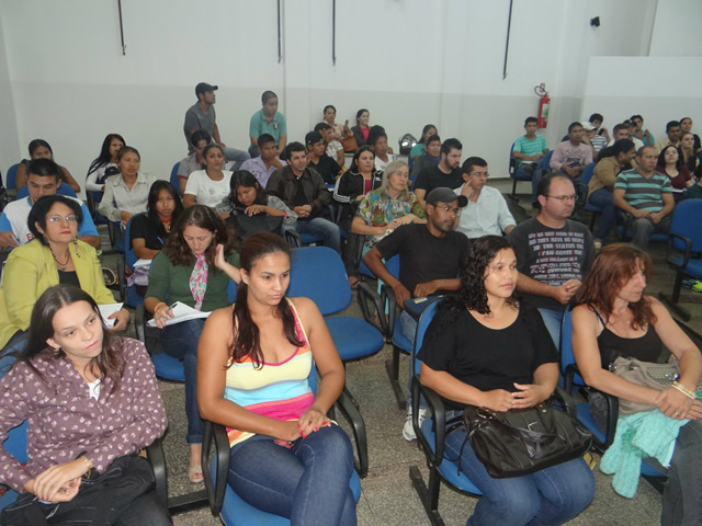 Participaram da palestra os acadêmicos – veteranos e calouros - dos cursos de Ciências Sociais e de História.