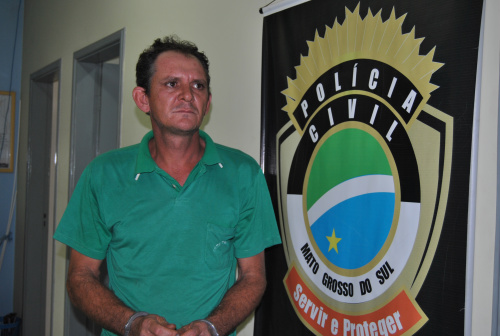 Vanderlei Ern de Souza, acusado de homicídio na cidade de São José do Rio Claro, no MT, foi preso na tarde desta segunda-feira, em Amambai. Foto: Moreira Produções.