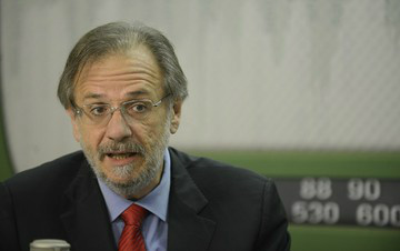 Governo quer discutir 'aperfeiçoamento' da Previdência em 2016