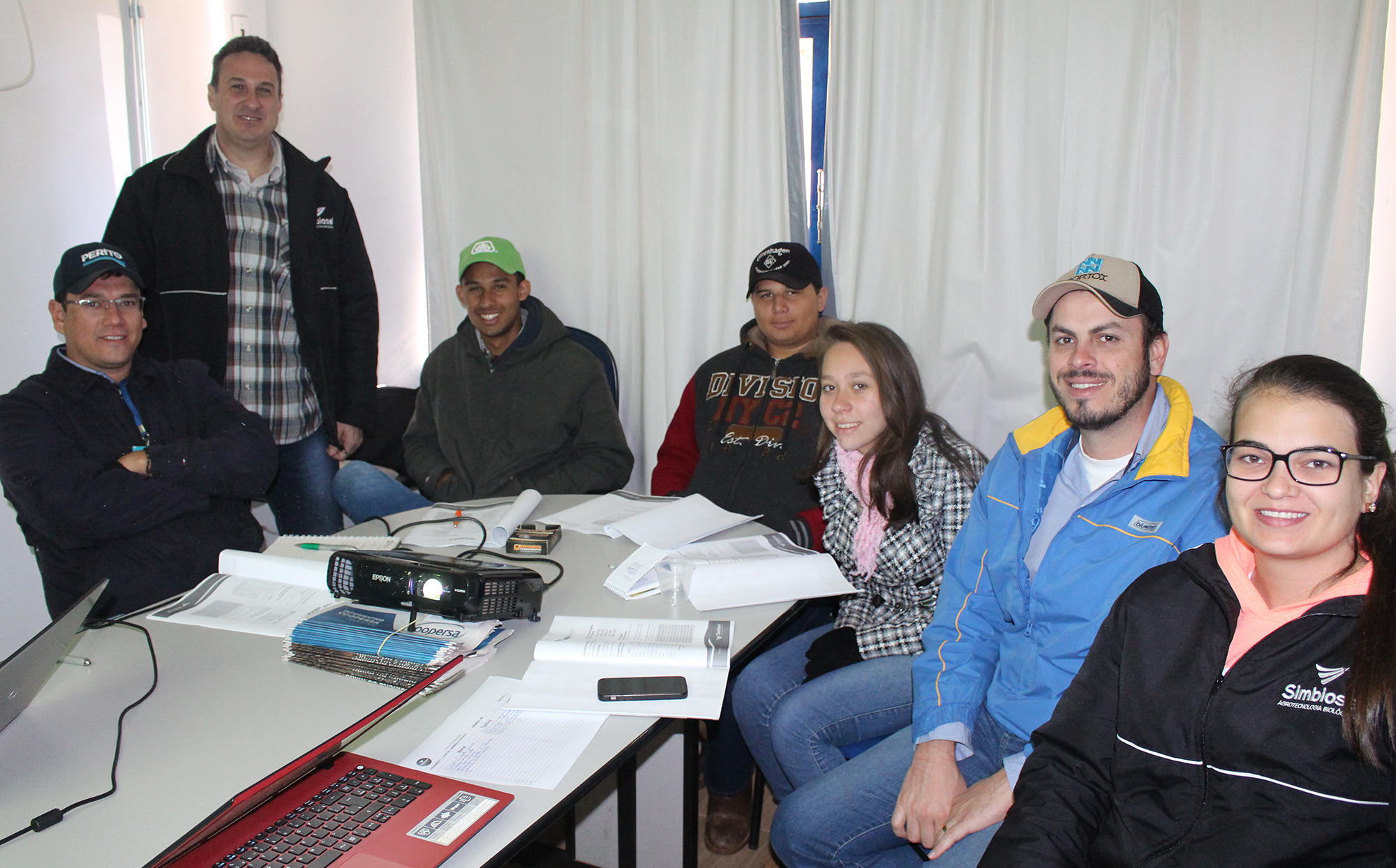 Estudantes estagiários da Coopersa / Foto: Raquel Fernandes