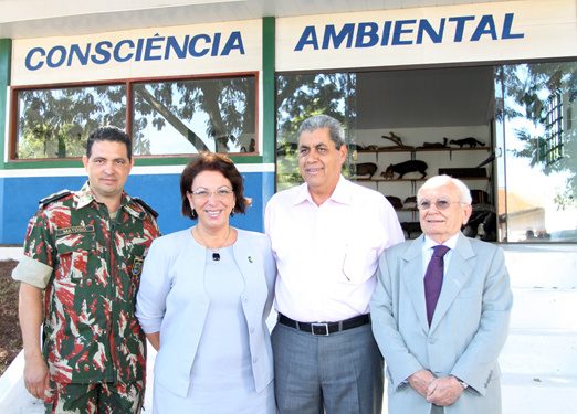 Ministra da Pesca defende parceria com Estado na fiscalização ambiental Ministra da Pesca defende parceria com Estado na fiscalização ambiental