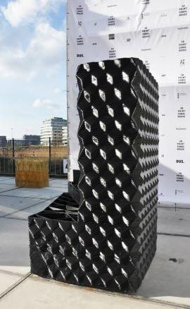 Impressora 3D gigante começa a montar uma casa inteira