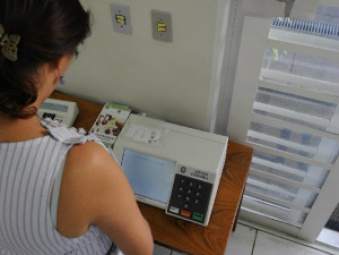 Eleições municipais têm menor custo desde a adoção da urna eletrônica Eleições municipais têm menor custo desde a adoção da urna eletrônica