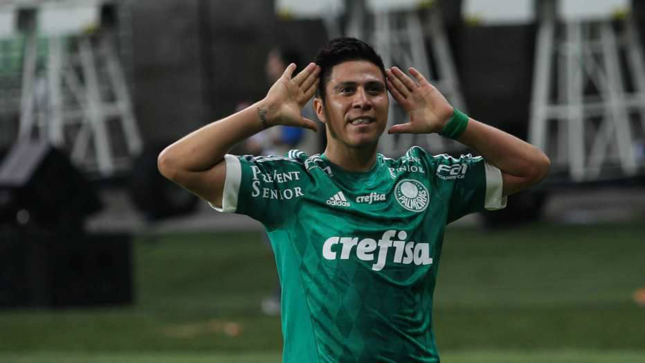 No sufoco, Palmeiras ganha do Fluminense e 'desencanta' em casa Cristaldo comemora o gol sofrido que garantiu o triunfo do Palmeiras sobre o Fluminense