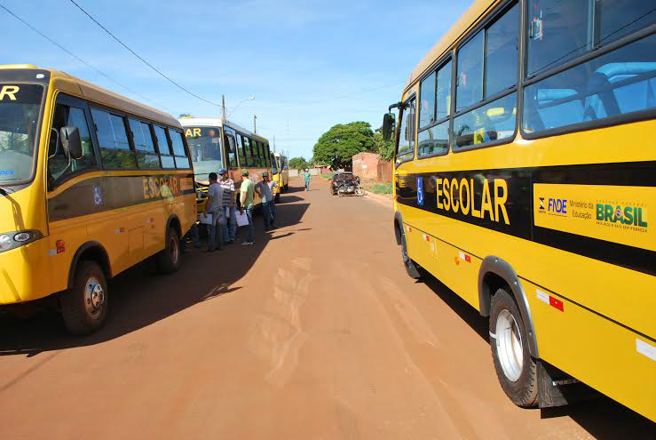 Aprovação da frota demonstra preocupação do prefeito com o transporte escolar Aprovação da frota demonstra preocupação do prefeito com o transporte escolar