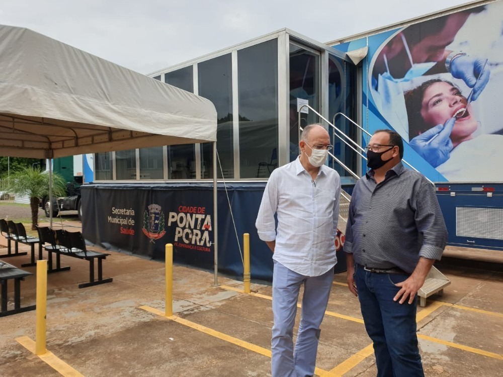 Prefeitos de Amambai, Antônio João e Ponta Porã conquistam leitos de UTI Prefeitos de Ponta Porã e de Amambai, Helio Peluffo e Dr. Bandeira / Foto: Decom