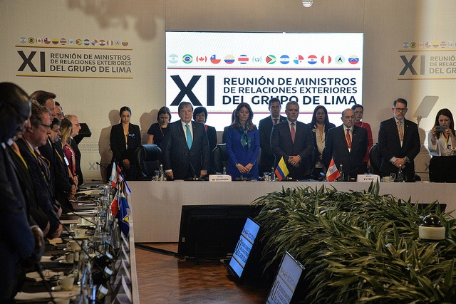 Grupo de Lima: Peru e Brasil descartam intervenção militar na Venezuela Embora os EUA não façam parte do Grupo, o vice-presidente Mike Pence participou da sessão / Foto: Diana Sanchez/AFP