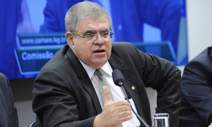 Aliado sugere a Eduardo Cunha que renuncie à Presidência da Câmara Foto: Divulgação