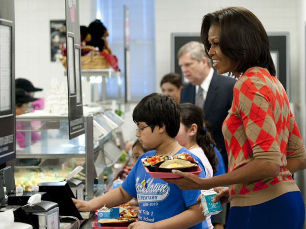 Michelle Obama assume papel importante na reeleição do marido