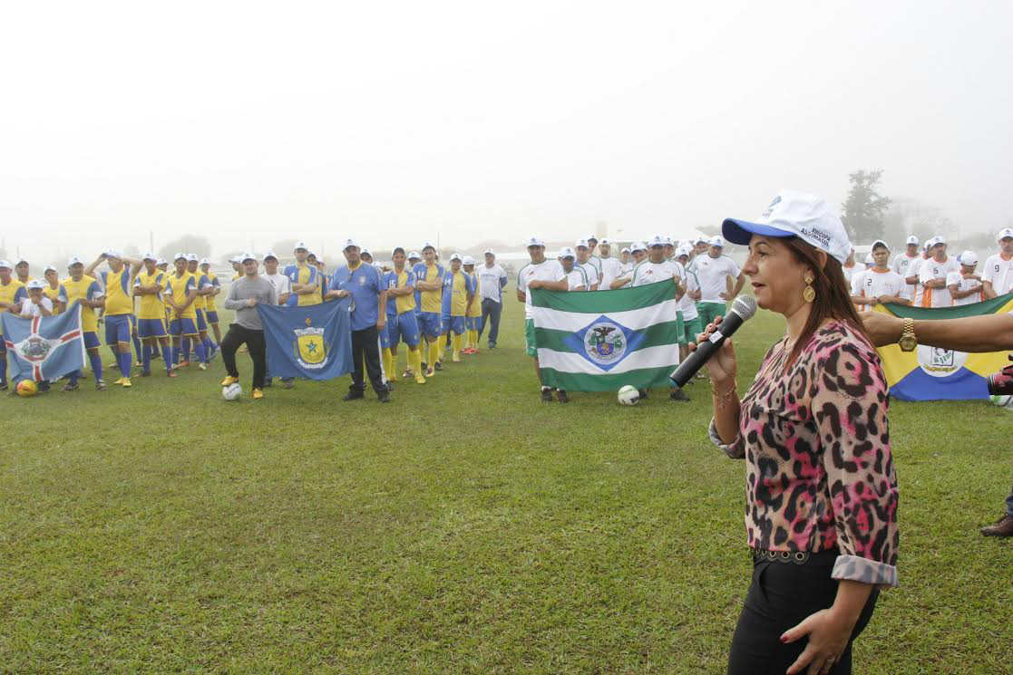 Mais três equipes passam à fase seguinte da Copa Assomasul de futebol Mais três equipes passam à fase seguinte da Copa Assomasul de futebol