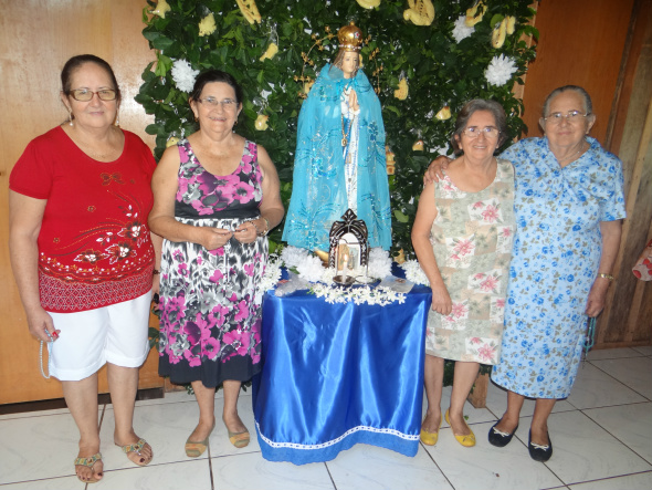 Por serem de origem guarani todas as direções apontam para o santuário da virgem que as representa Foto: Moreira Produções