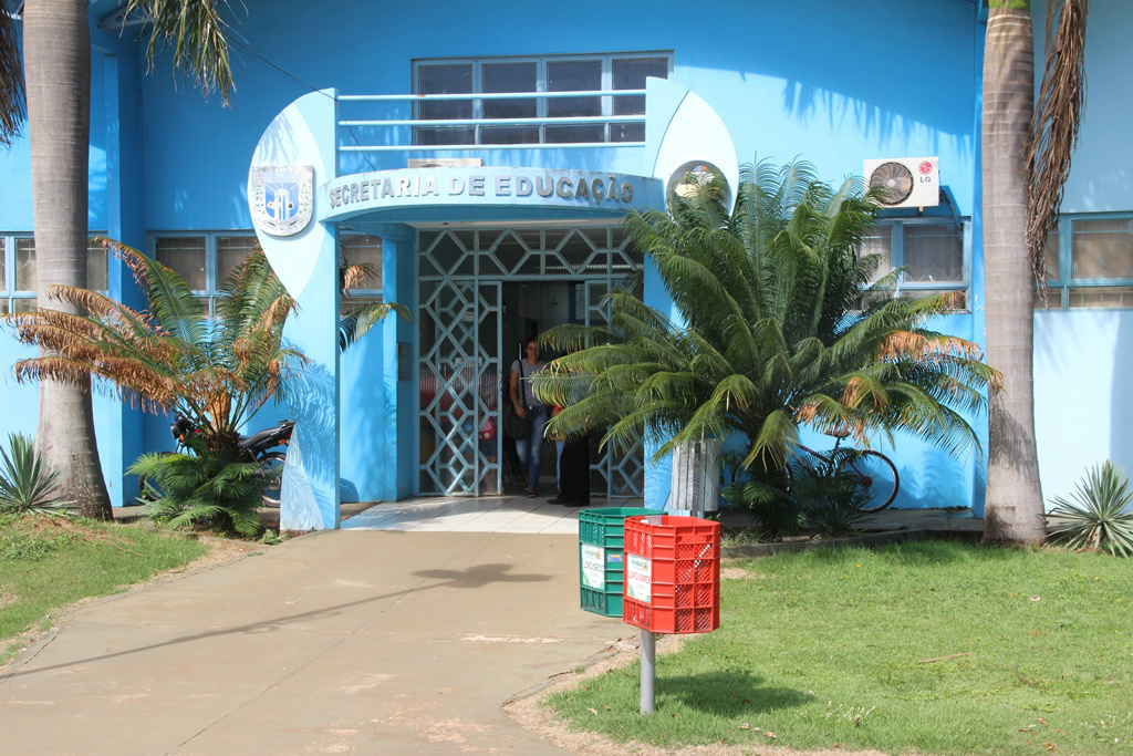 Fachada da Secretaria Municipal de Educação em Amambai / Foto: Decom